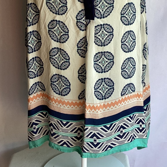 Vanessa Virginia Peasant Sleeveless Top - Picture 2 of 2